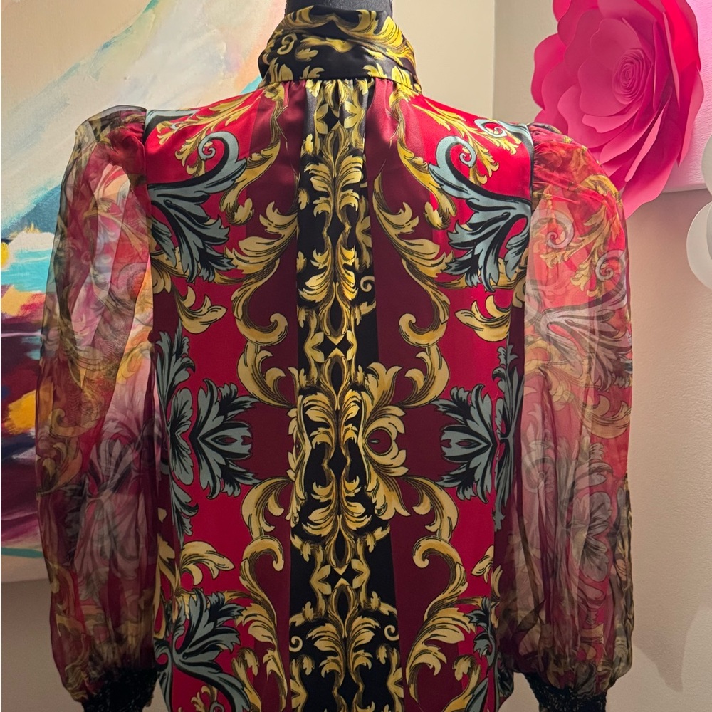 Alice & Olivia  Women's Red and Gold Baroque Print Blouse NWOT $395 retail - Picture 8 of 14